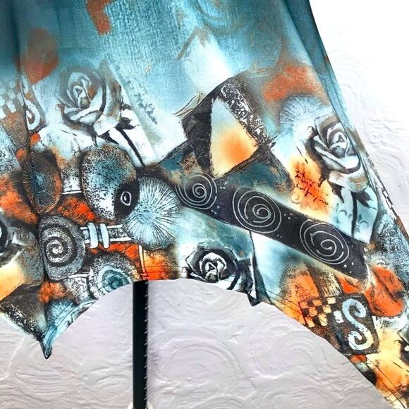 Miusey Green Graphic Rose Floral Print Asymmetrical Tank Top - Picture 2 of 6